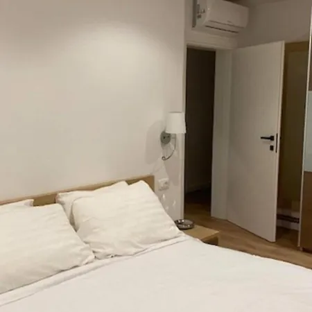 Charming Peso * Ugljane